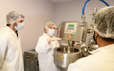Les jeunes et les entreprises pharmaceutiques.